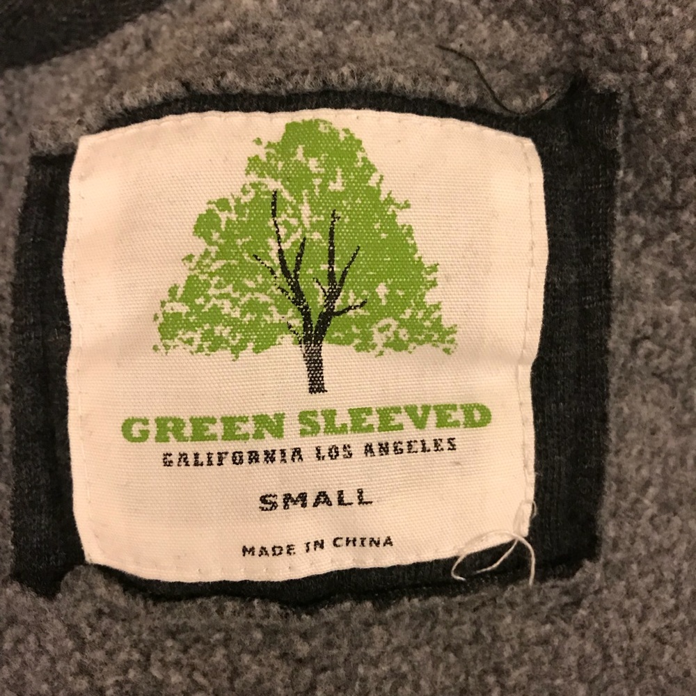 🌼5/$25 Sale - Green Sleeved Sweatshirt. GUC - Picture 4 of 4